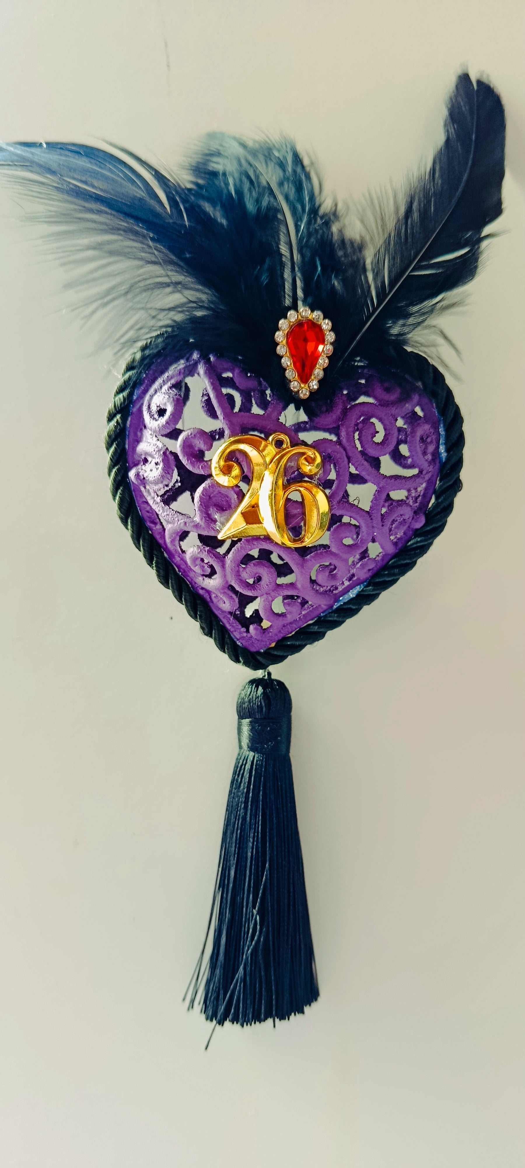 Γούρι 2026-Χριστουγεννιάτικο Στολίδι Purple Heart #002