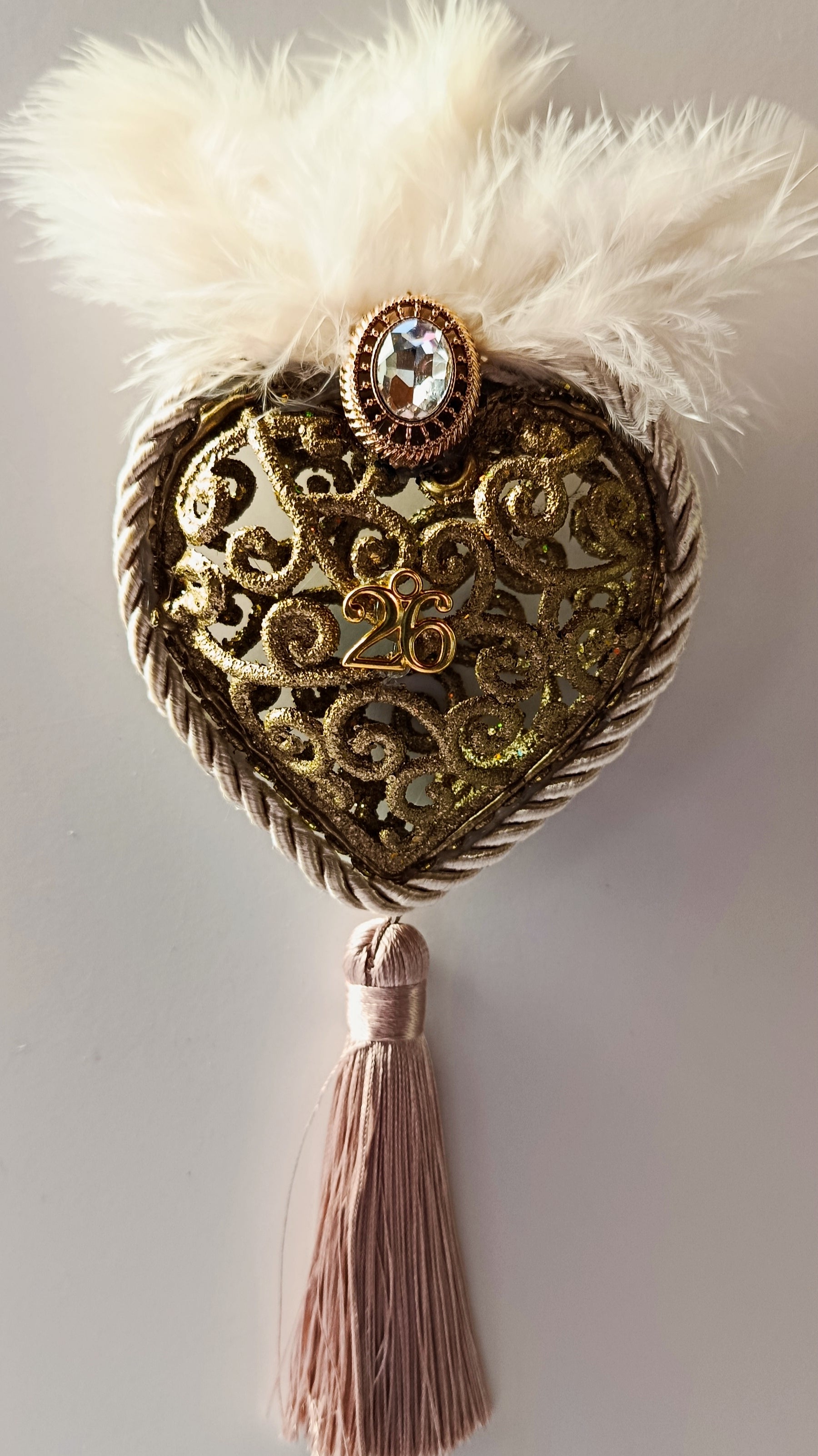 Γούρι 2026-Χριστουγεννιάτικο Στολίδι Gold Heart #007