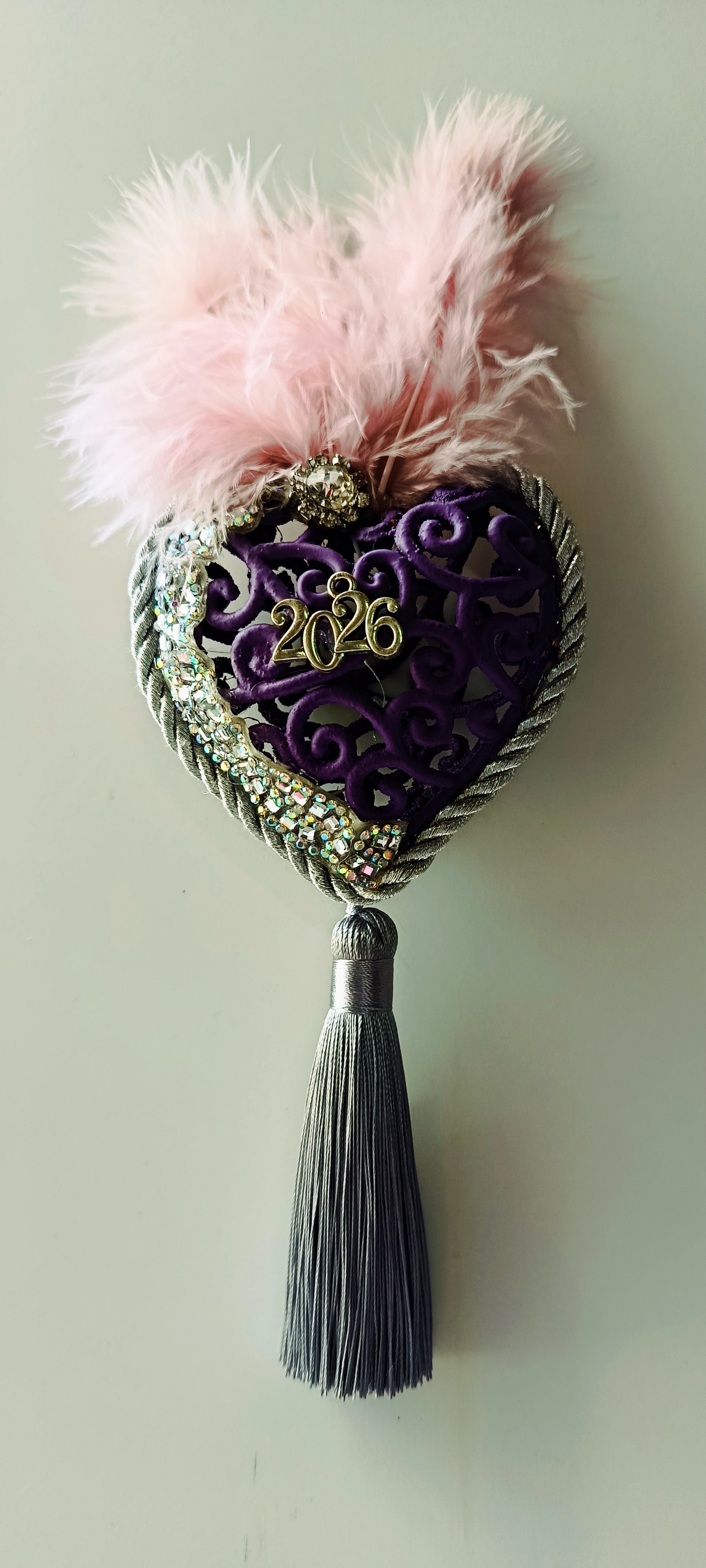 Γούρι 2026-Χριστουγεννιάτικο Στολίδι Purple Heart #007