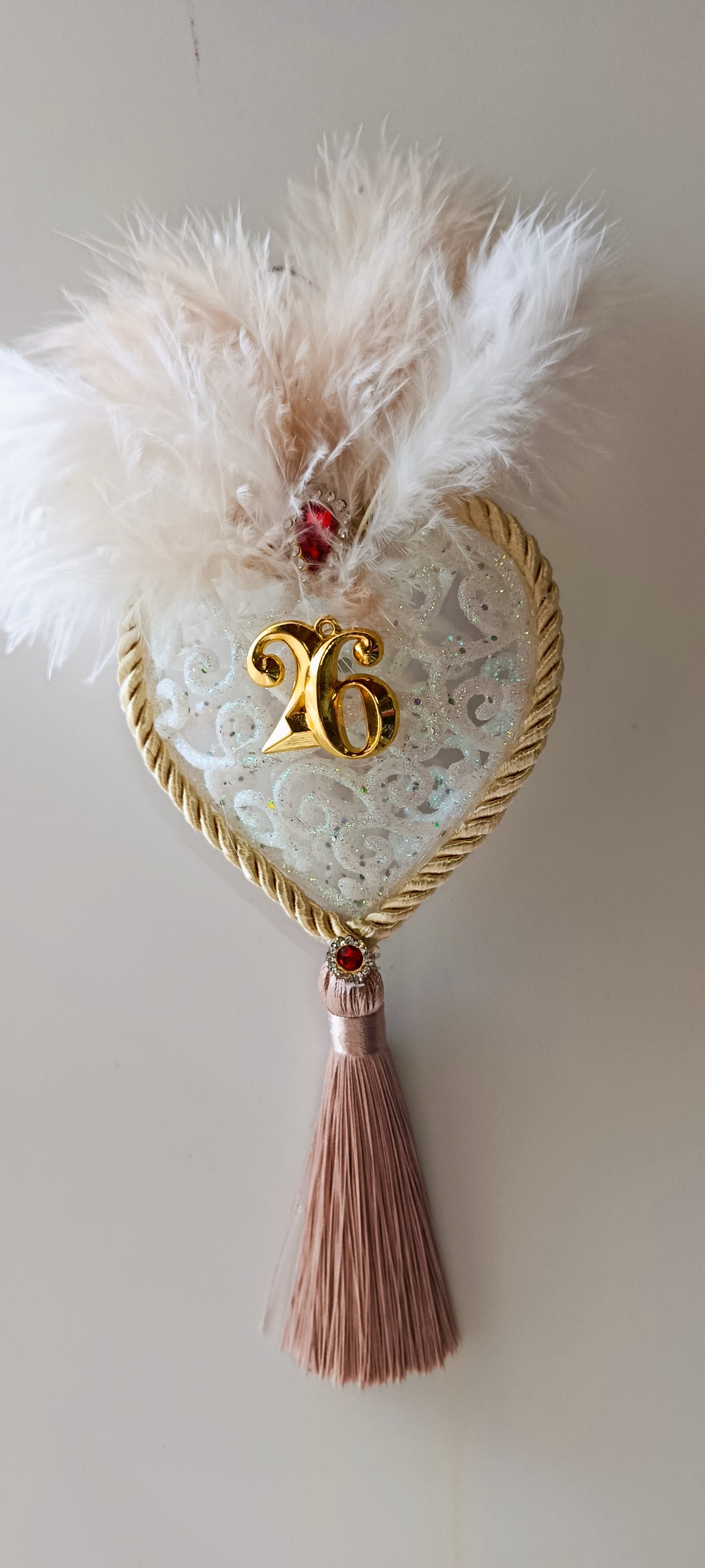 Γούρι 2026-Χριστουγεννιάτικο Στολίδι White Heart #005