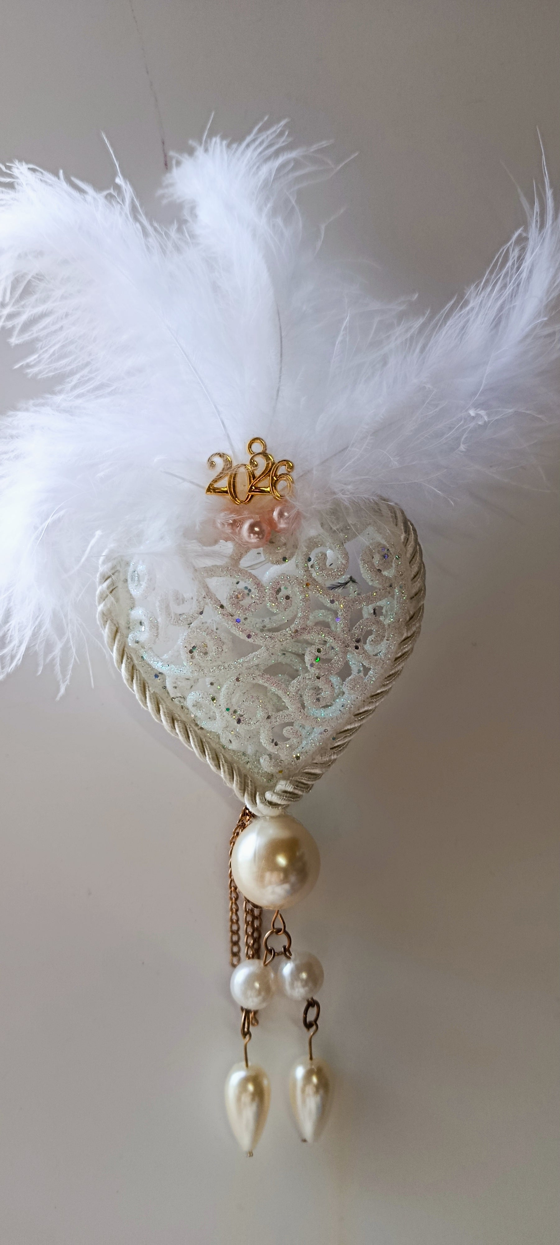 Γούρι 2026-Χριστουγεννιάτικο Στολίδι White Heart #007